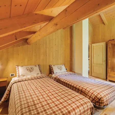 Holiday home Pian Del Sovramonte